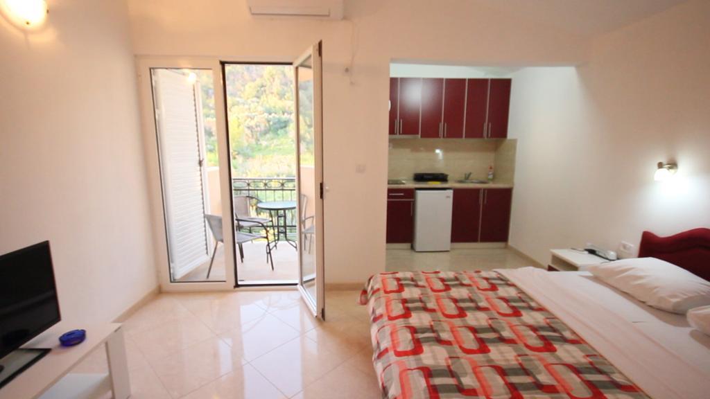 Apartments Percobic Sutomore Oda fotoğraf